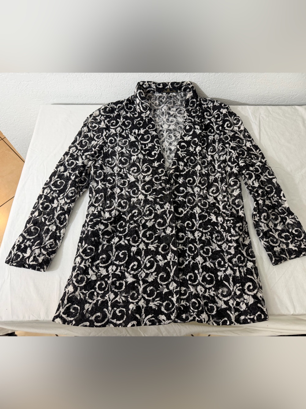 Black & White Floral Swirl Button-Down Women's Shirt